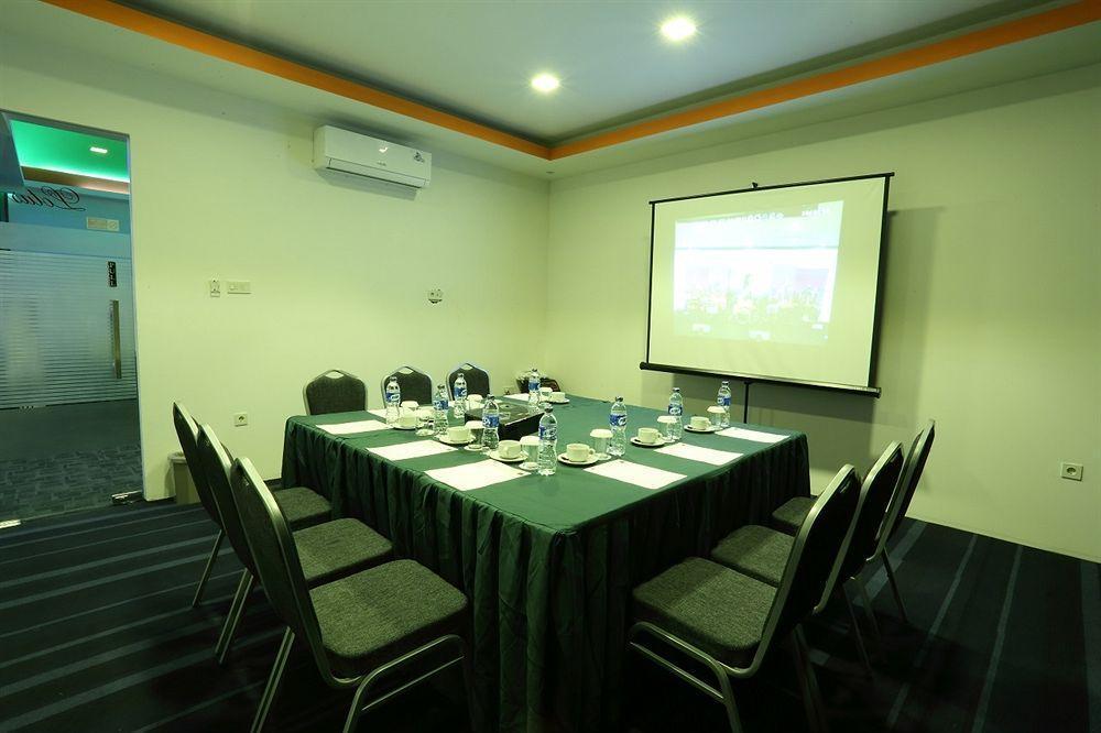 Miyanna Hotel Medan Eksteriør bilde