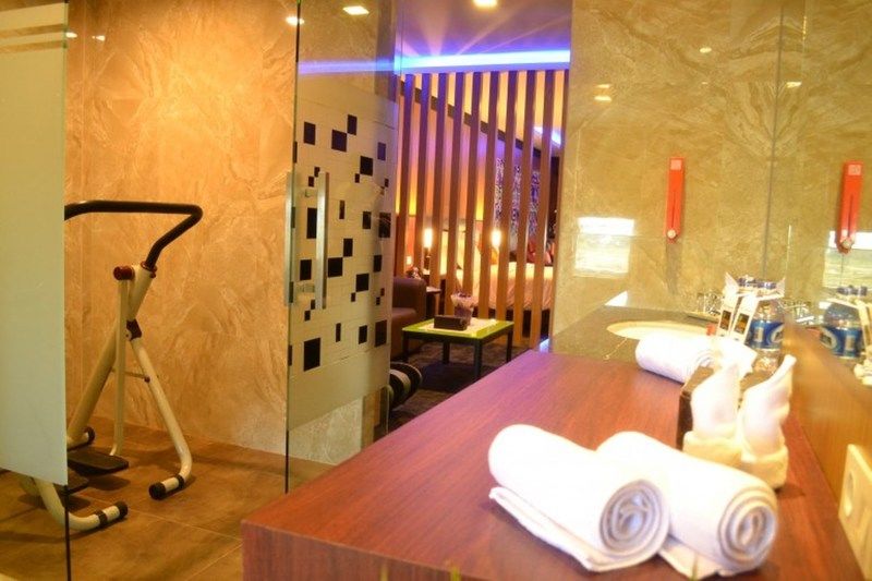 Miyanna Hotel Medan Eksteriør bilde