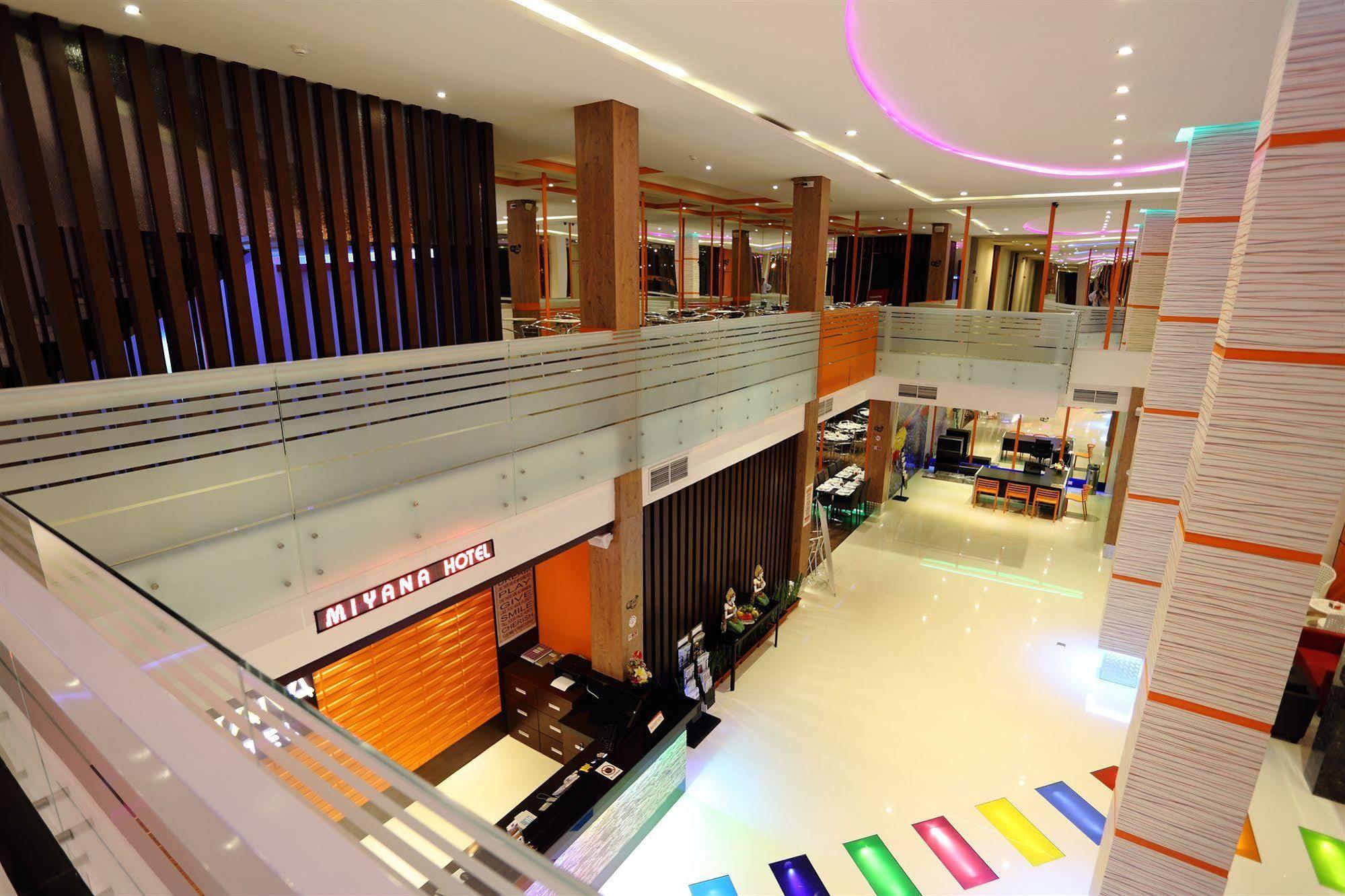 Miyanna Hotel Medan Eksteriør bilde